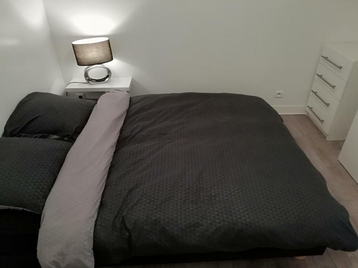 Apartment De La Place *